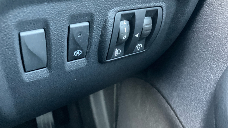 Renault Captur 0.9 TCE 90 Iconic 5dr Petrol Hatchback